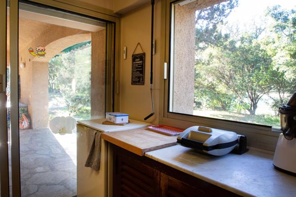 Porto-Vecchio (20137) Propriété pieds dans l'eau vue mer