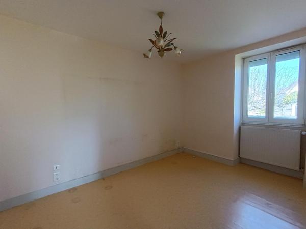 Appartement à DAMPARIS, 39500 - 5 pièces 90m²