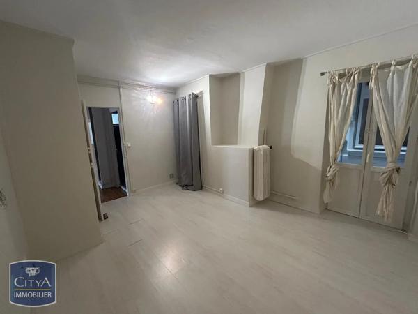 Appartement à louer 3 pièces 96.65m² Clermont-Ferrand (63000)
