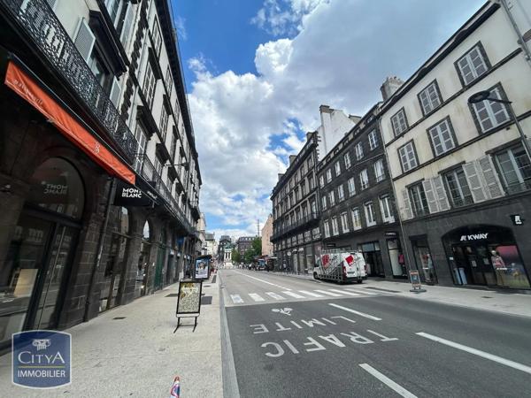 Appartement à louer 3 pièces 96.65m² Clermont-Ferrand (63000)