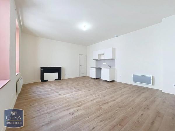 Appartement à louer 2 pièces 51.34m² Nîmes (30000)