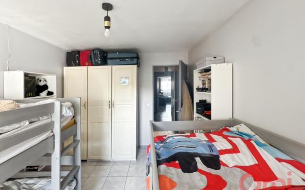 Appartement à vendre    3 pièces • 75,20 m2 Saint-Denis