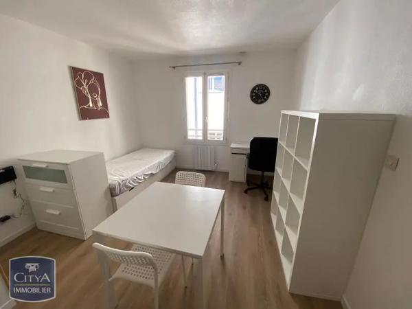 Appartement à louer 1 pièce 18.32m² Nîmes (30900)