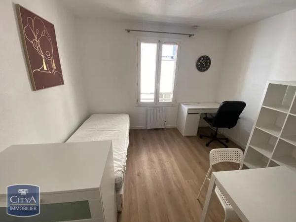 Appartement à louer 1 pièce 18.32m² Nîmes (30900)