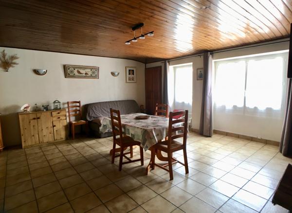 MAISON 2 CHAMBRES IDEALE PIED A TERRE ou PREMIERE ACQUISITION