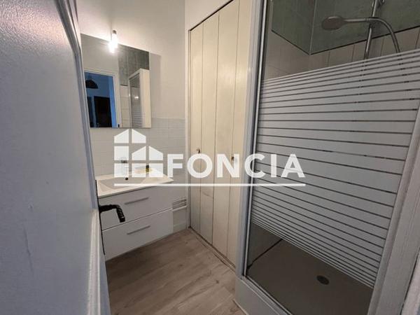 Location Appartement 3 pièces 56 m² - 26 RUE DU 6 JUIN Flers 61100