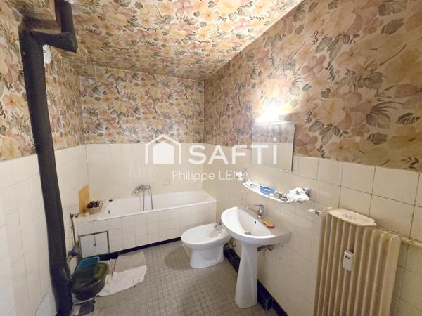 AFFAIRE A SAISIR : F4 dans résidence rénovée