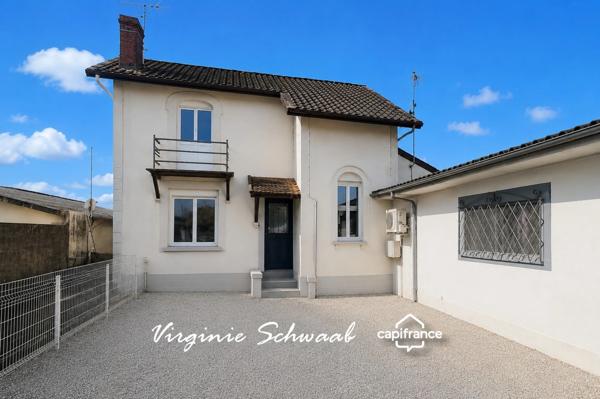 PUYOO (64) – Maison 3 chambres -  local commercial loué, atelier et dépendances - jardin