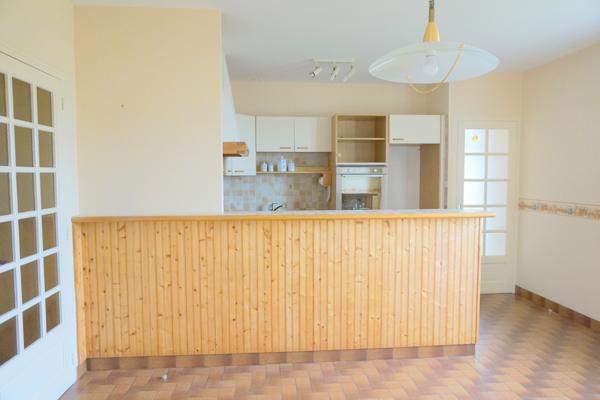 Maison sur sous sol total 7 pièces 133 m²