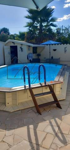 Maison 4 pièces, 3 chambres, avec piscine.