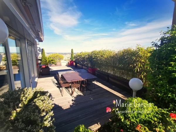 Appartement d'exception, roof-top au sommet de la ville