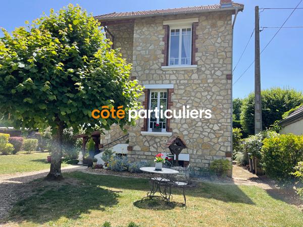 Vente Maison90 m² - 4 Pièces - SAINT AMAND MONTROND (18200)