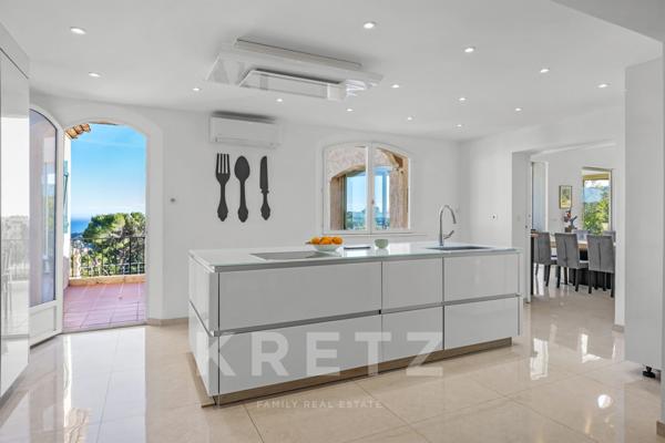 VILLA VUE MER SUR LE CAP D'ANTIBES