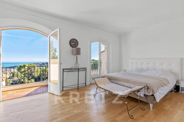 VILLA VUE MER SUR LE CAP D'ANTIBES