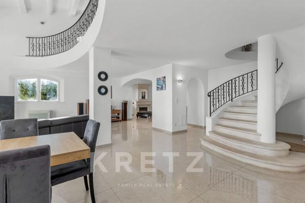 VILLA VUE MER SUR LE CAP D'ANTIBES