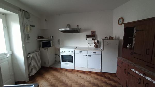 Maison de maître, centre de Brulon