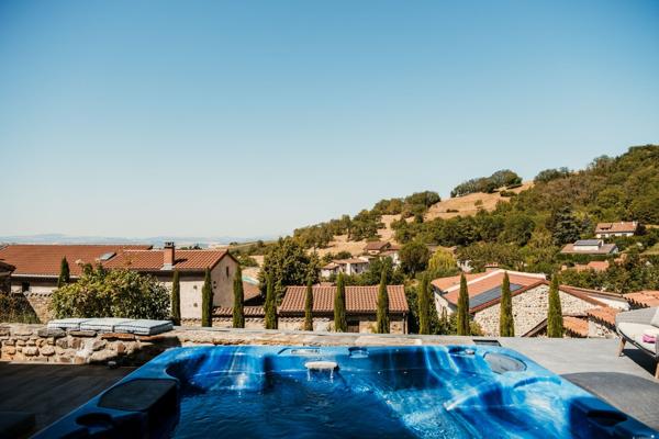 Vente Maison de luxe Vic-le-Comte 9 Pièces 395 m²