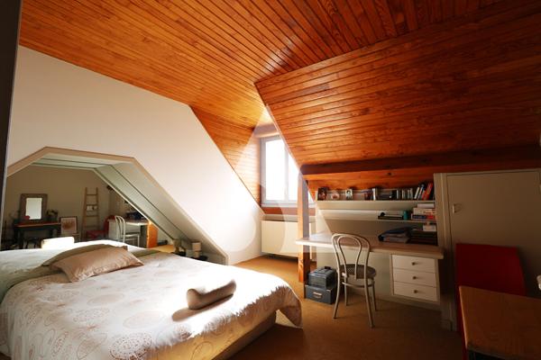 Maison 12 pièces 232.74 m2