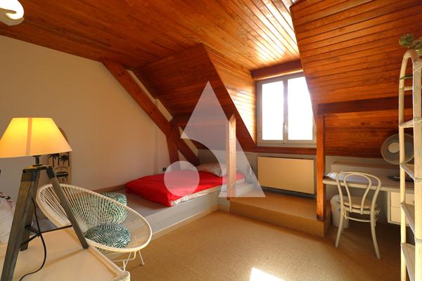 Maison 12 pièces 232.74 m2