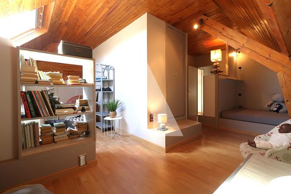Maison 12 pièces 232.74 m2