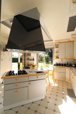 Maison 12 pièces 232.74 m2