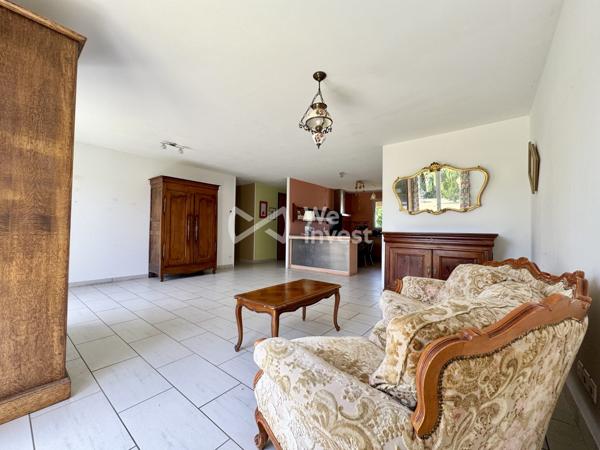Maison de plain-pied de 2006, 95 m² habitables, 3 chambres, garage, parcelle de 906 m²