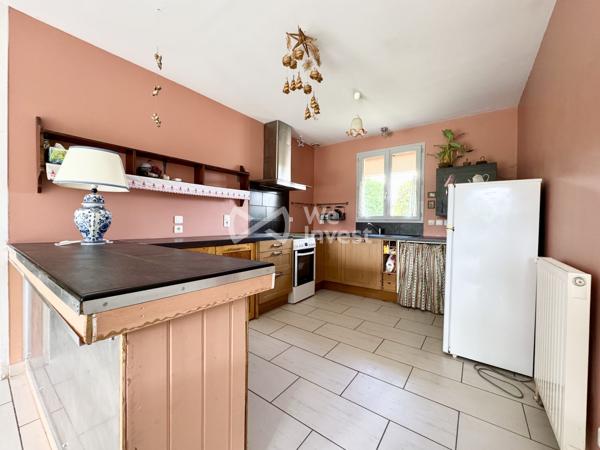 Maison de plain-pied de 2006, 95 m² habitables, 3 chambres, garage, parcelle de 906 m²