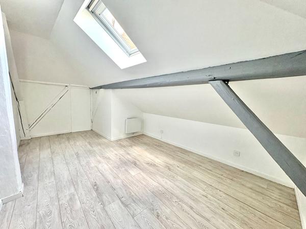 APPARTEMENT T4 DUPLEX SOLGNE