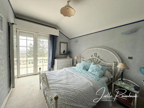 Maison à vendre 7 pièces CHENNEVIERES SUR MARNE (94) Activité professionnelle possible