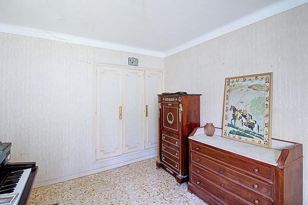 MAISON A VENDRE DRAGUIGNAN - MAISON DE TYPE T4/5 de 93m² sur 950m² de terrain avec GARAGE 41m²