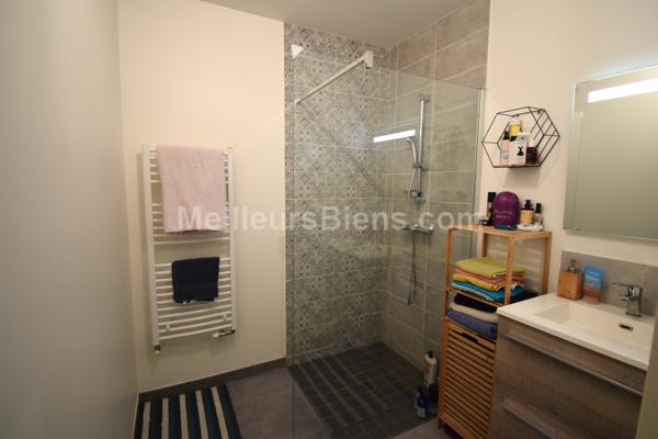 Pavillon 3 chambres sur terrain de 517m2