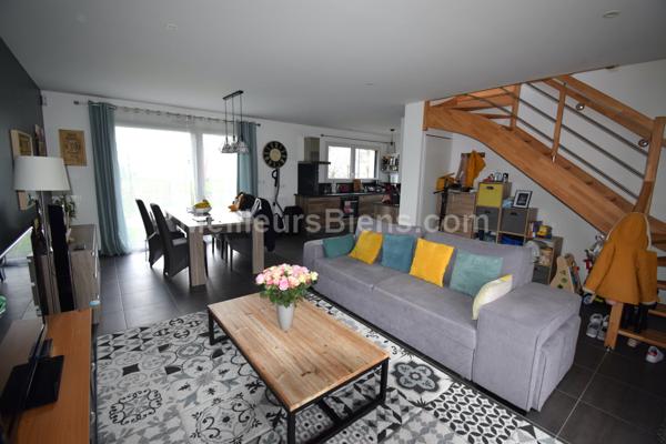 Pavillon 3 chambres sur terrain de 517m2