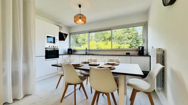 Appartement à vendre 3 pièces QUIMPER (29) de 65 m² habitable - Balcon - Parking privé.