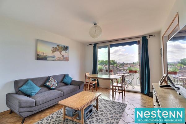 Appartement Villeurbanne 4 pièce(s) 70 m2 dans une résidence arboré avec parking sécurisé