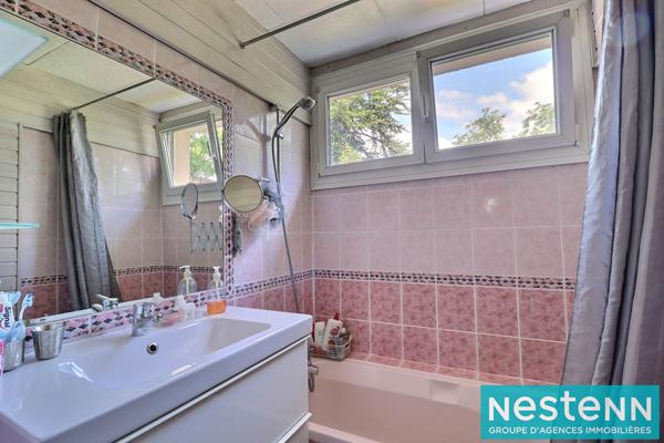 Appartement Villeurbanne 4 pièce(s) 70 m2 dans une résidence arboré avec parking sécurisé