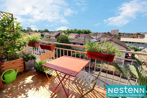 Appartement Villeurbanne 4 pièce(s) 70 m2 dans une résidence arboré avec parking sécurisé