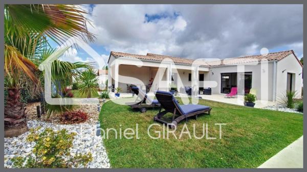 Belle proprièté dans le centre de Saujon commerces et services à proximité