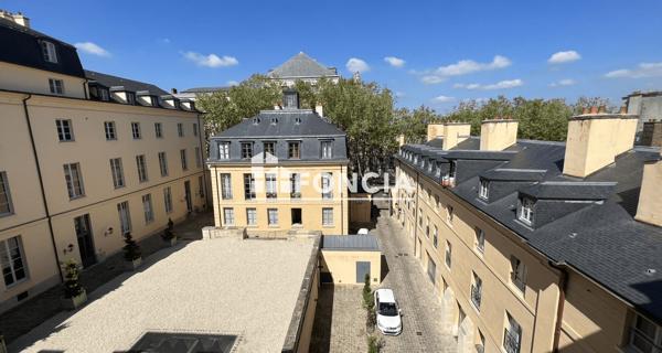 Location Appartement 2 pièces 39.9 m² - Versailles 78000