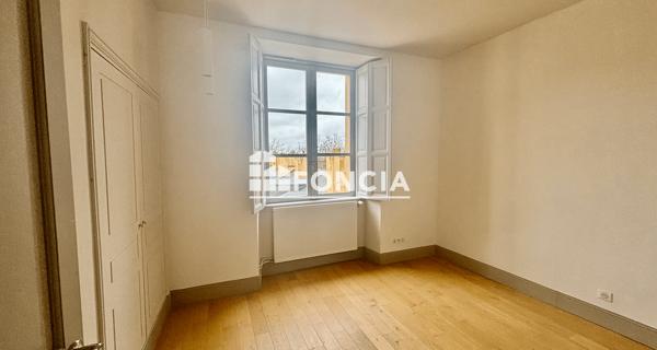 Location Appartement 2 pièces 39.9 m² - Versailles 78000