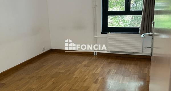 Location Appartement 4 pièces 77.11 m² - Champs-sur-marne 77420