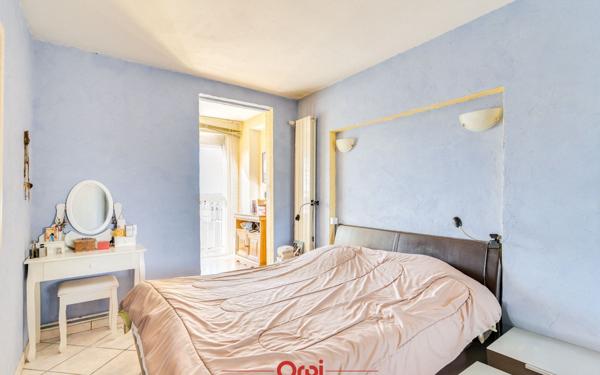 Appartement à vendre    6 pièces • 103 m2 Marseille 13