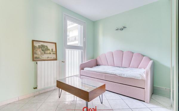 Appartement à vendre    6 pièces • 103 m2 Marseille 13