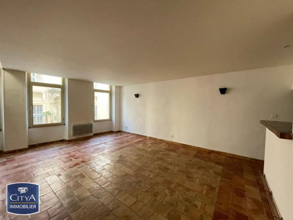Appartement à louer 2 pièces 54.77m²
