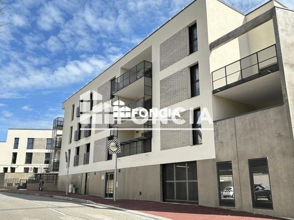 Location Appartement 3 pièces 57.4 m² - 63 RUE D'ISLE Limoges 87000