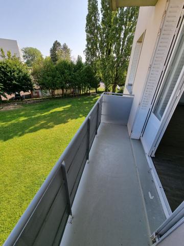 Appartement Gray 4 pièce(s) 77 m2