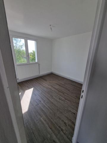 Appartement Gray 4 pièce(s) 77 m2