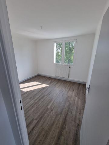 Appartement Gray 4 pièce(s) 77 m2