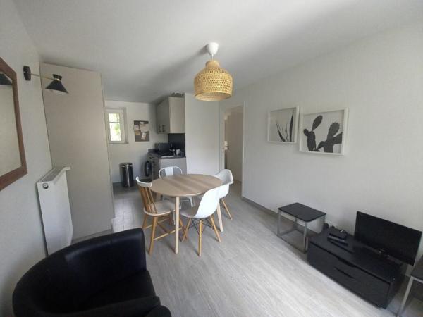 Appartement à louer  1 pièce •  Bures-sur-Yvette