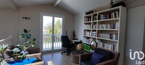 Maison traditionnelle 5 pièces de 135 m² à Soustons (40140)