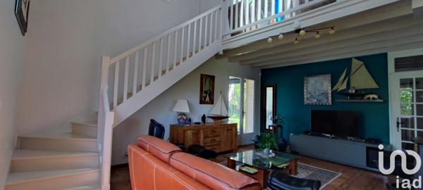 Maison traditionnelle 5 pièces de 135 m² à Soustons (40140)